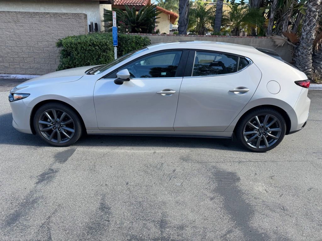 Used 2023 MAZDA MAZDA3 s FWD image 9