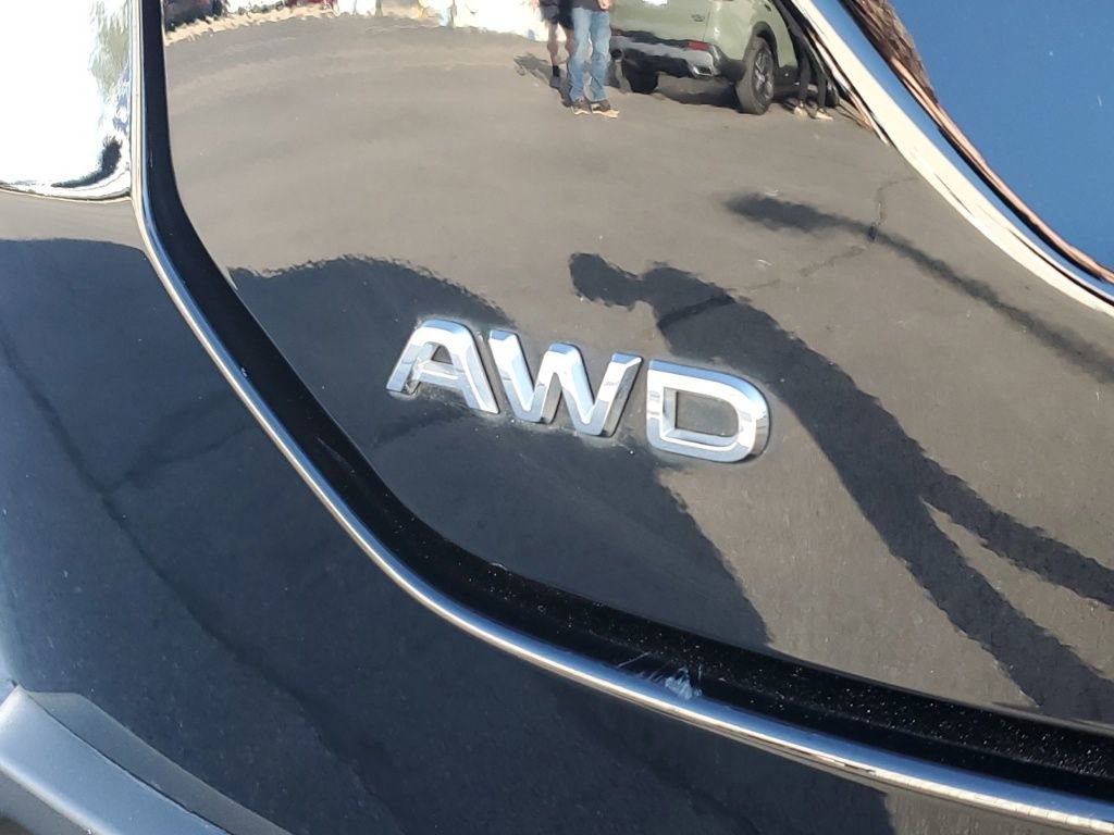 Certified 2023 Honda Pilot Touring image 7