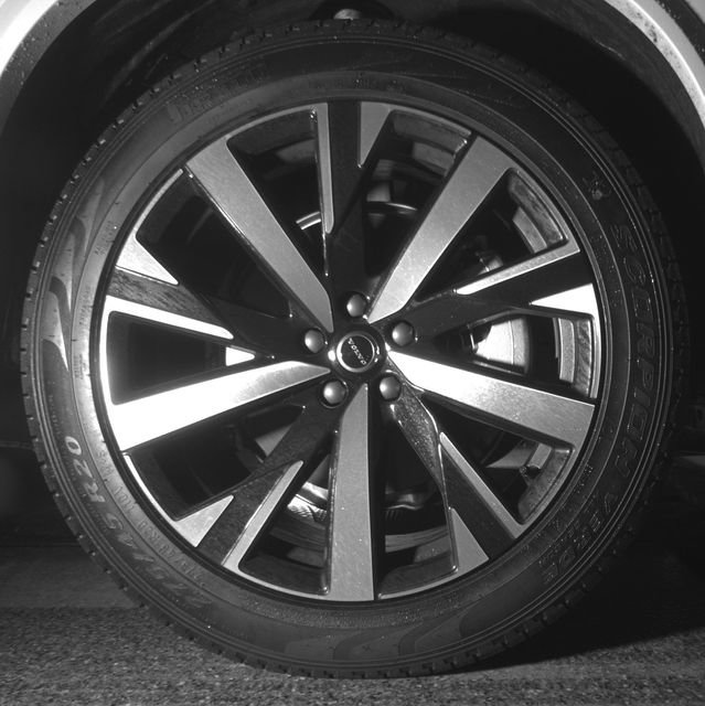 New 2026 Volvo XC90 B6 Core image 48