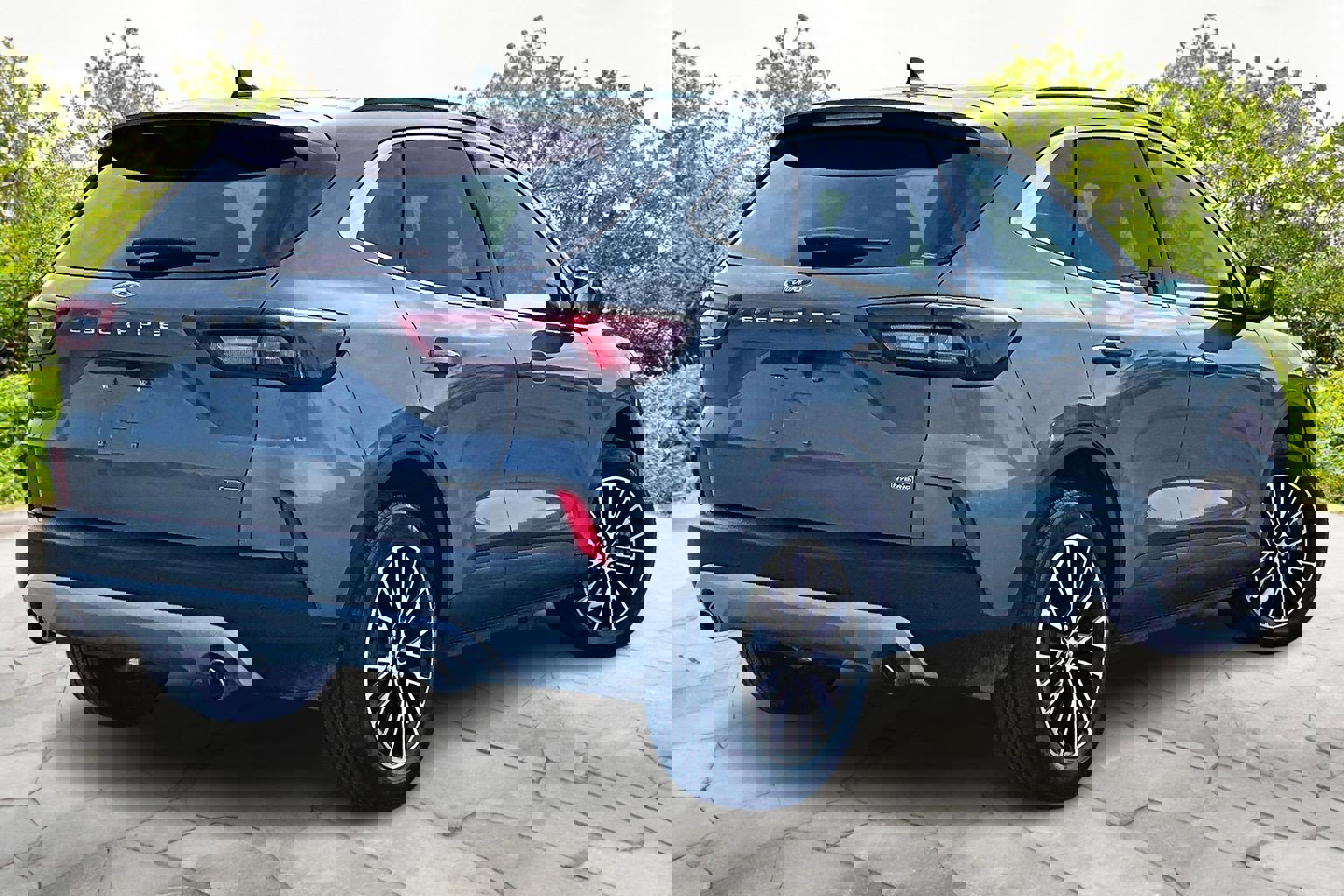 Used 2025 Ford Escape SE image 13