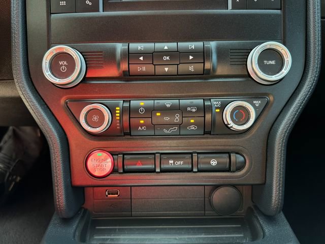 Used 2021 Ford Mustang EcoBoost image 22