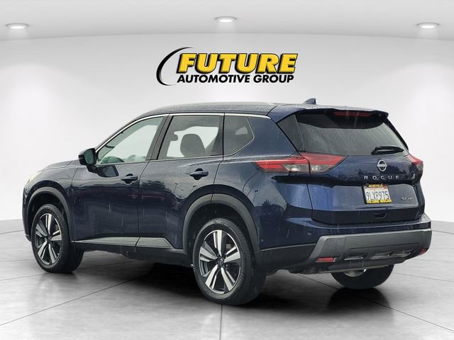 Certified 2024 Nissan Rogue SL image 7