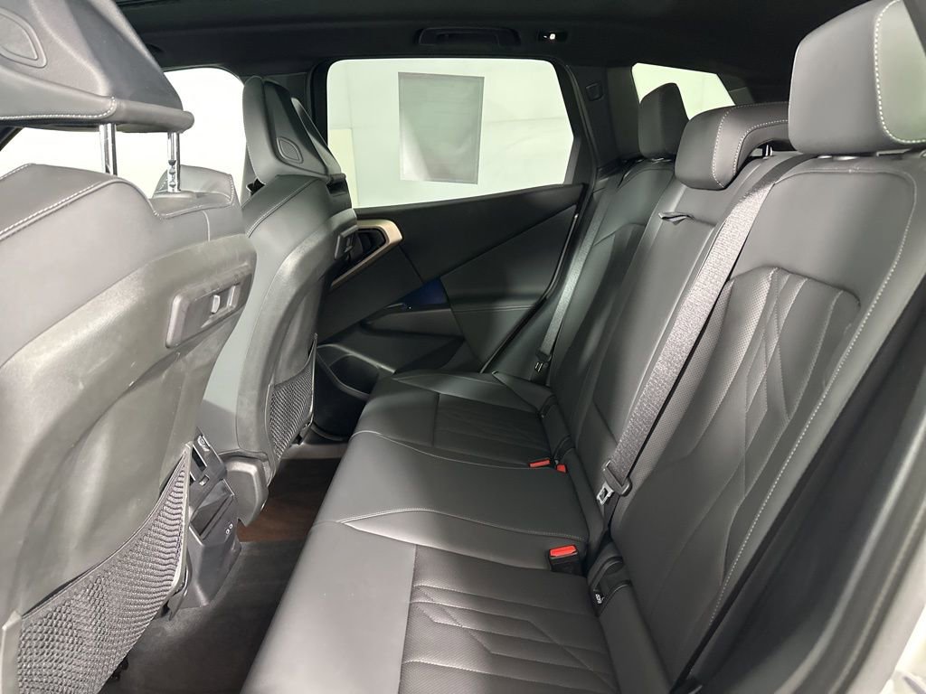 Used 2025 BMW X3 xDrive30i w/ Convenience Package image 18