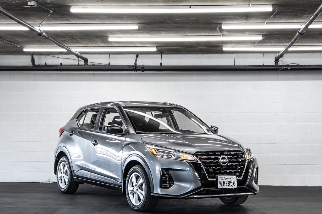 Used 2024 Nissan Kicks S image 7