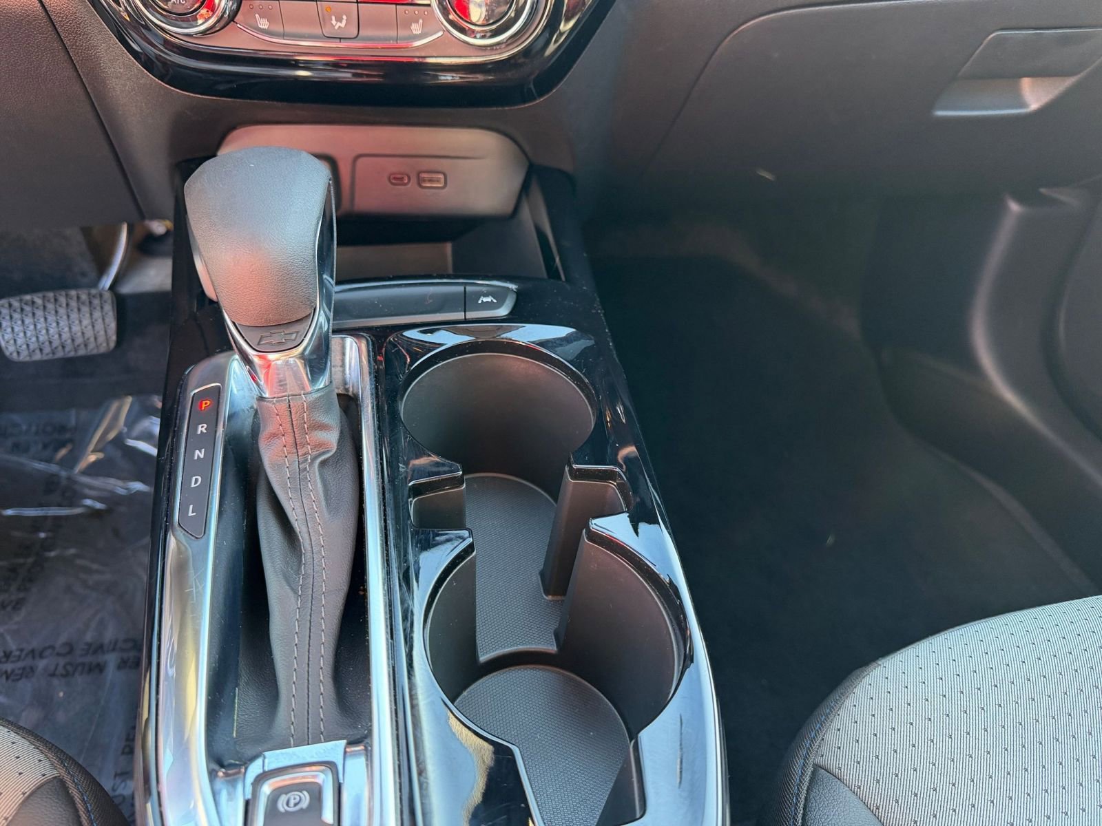 Used 2025 Chevrolet Trax LT w/ LT Convenience Package image 39