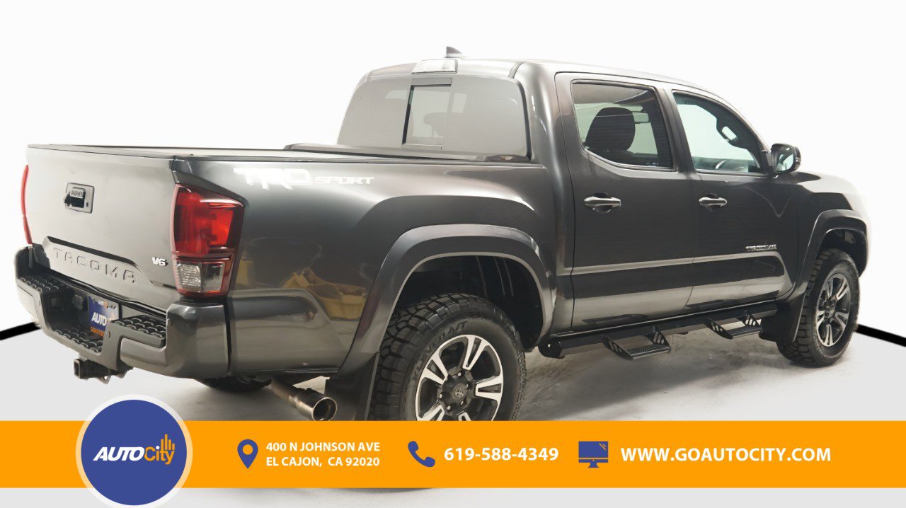 Used 2019 Toyota Tacoma TRD Sport w/ Technology Package RWD image 6