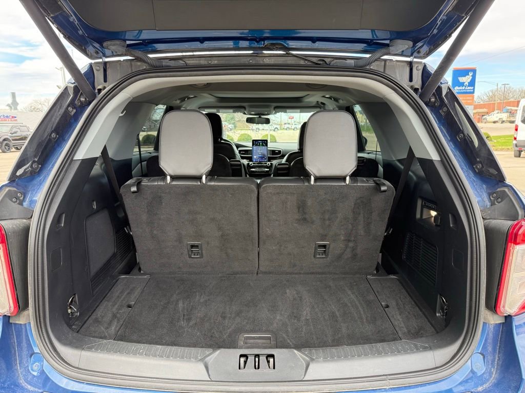 Used 2023 Ford Explorer Limited w/ Limited Technology Package image 21
