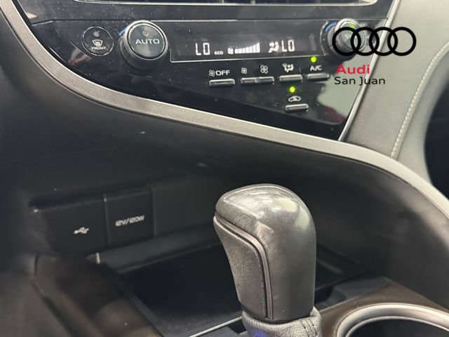 Used 2023 Toyota Camry SE FWD image 19