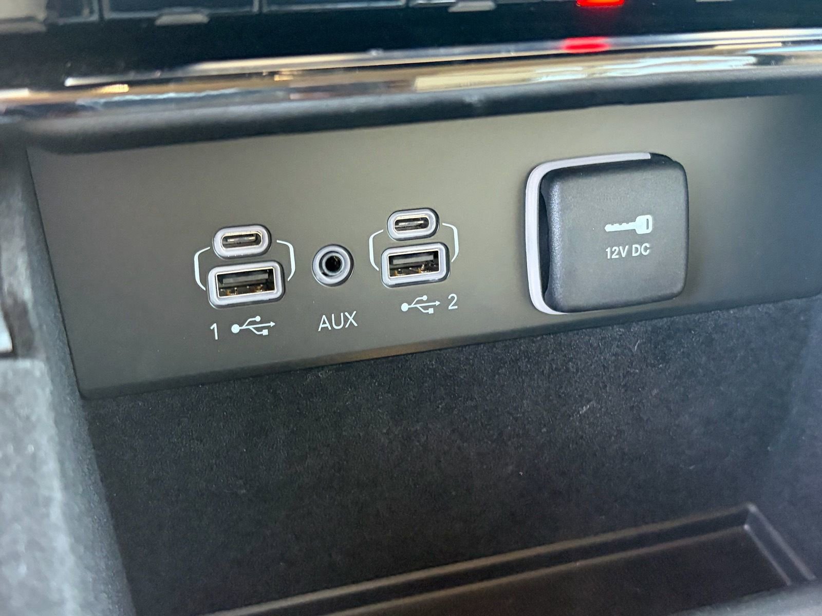 Used 2021 Jeep Grand Cherokee L Limited AWD/4WD image 27