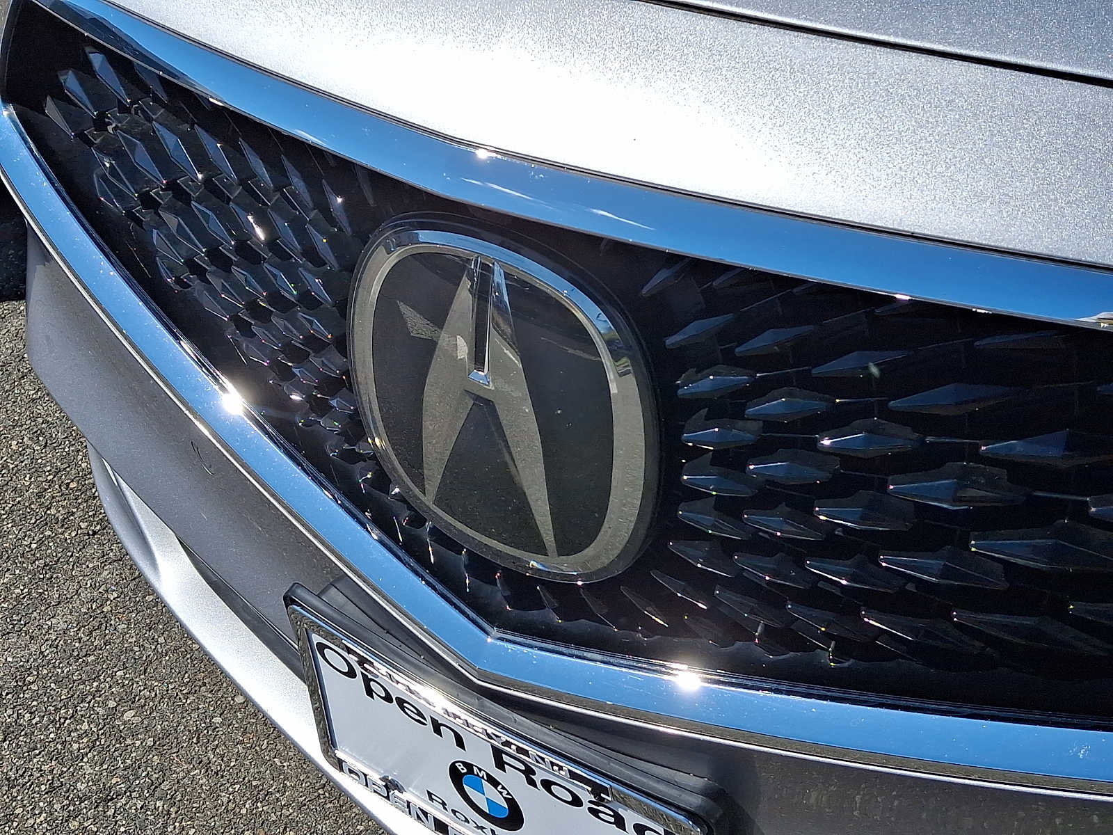 Used 2022 Acura MDX SH-AWD w/ Advance Package image 4