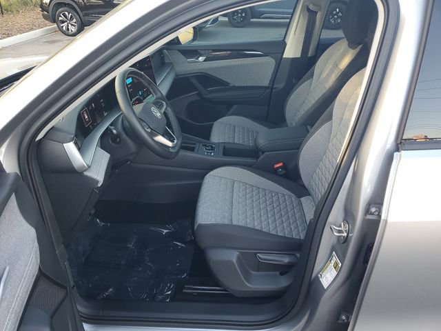 Certified 2025 Volkswagen Tiguan S image 15