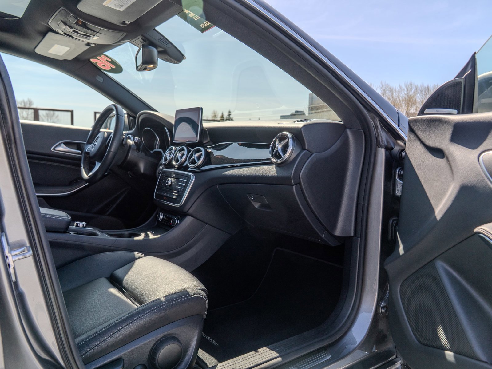 Used 2016 Mercedes-Benz CLA 250 4MATIC image 28