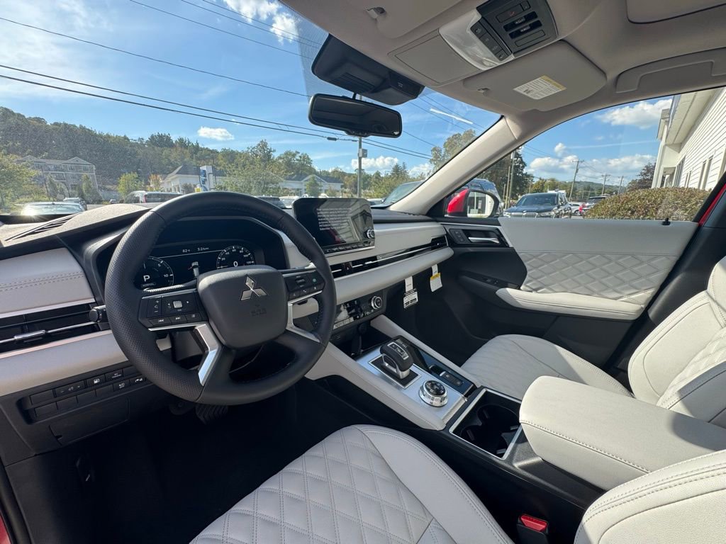 New 2025 Mitsubishi Outlander SEL AWD/4WD image 9