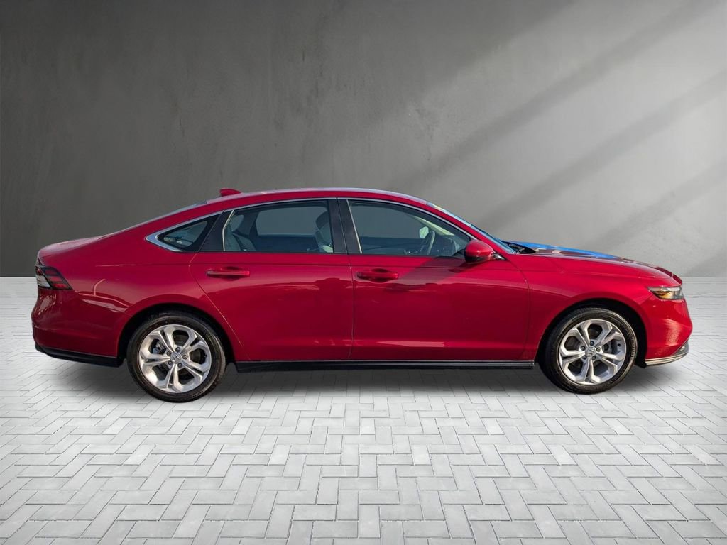 Used 2025 Honda Accord LX image 9
