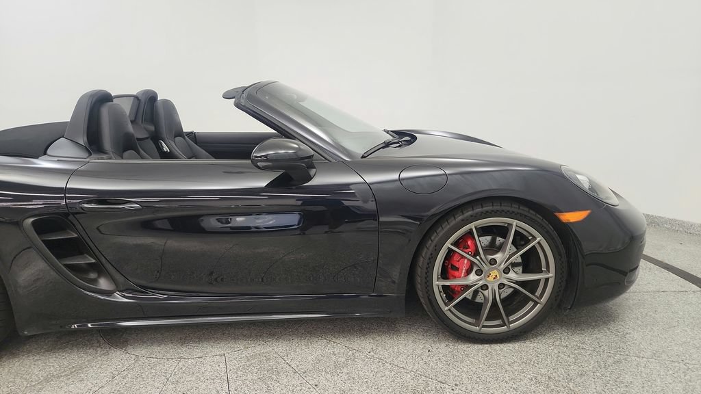 Used 2018 Porsche 718 Boxster S RWD image 18