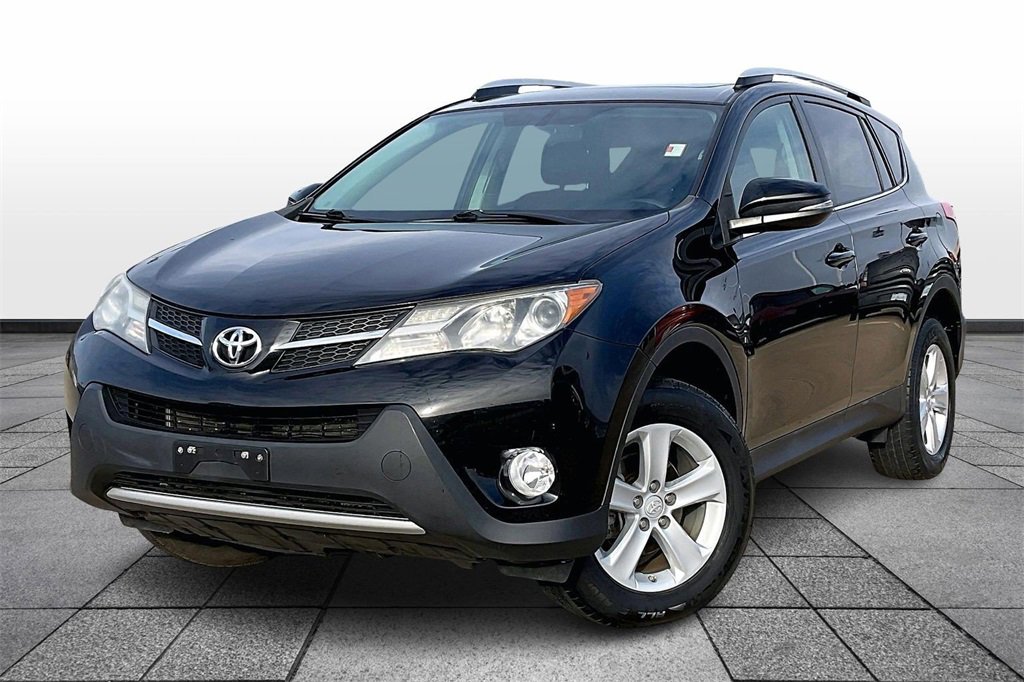 Used 2013 Toyota RAV4 XLE image 1