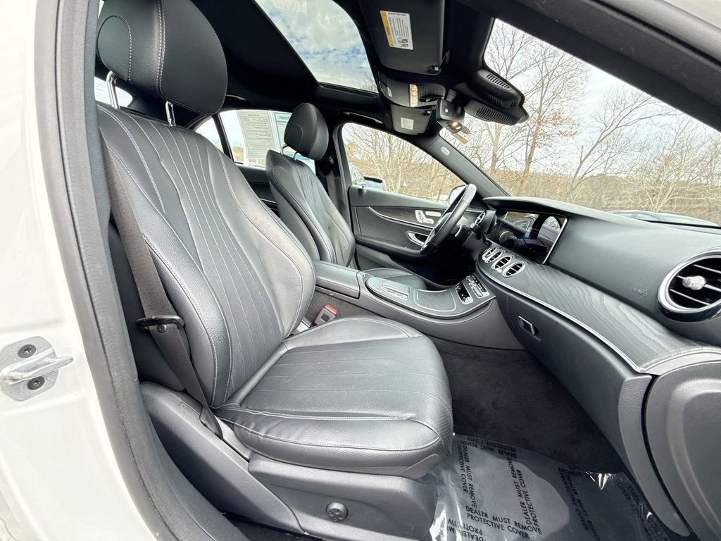 Used 2022 Mercedes-Benz E 350 4MATIC Sedan w/ Driver Assistance Package image 25
