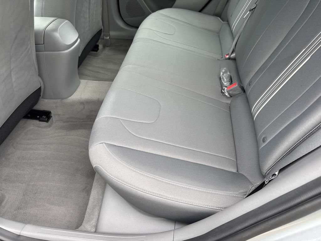 Used 2022 Hyundai Elantra SEL FWD image 15