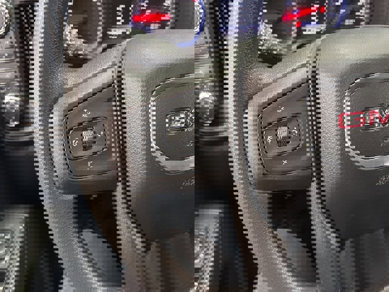 Used 2022 GMC Sierra 2500 Pro w/ Convenience Package image 19