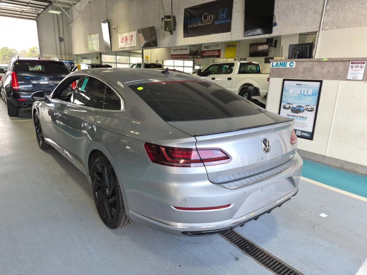 Used 2021 Volkswagen Arteon SEL Premium AWD/4WD image 2