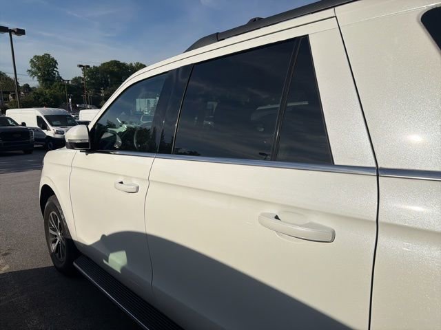 Used 2020 Ford Expedition Max XLT w/ Equipment Group 202A RWD image 17
