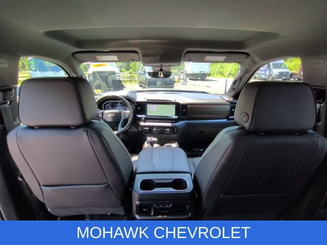 Certified 2024 Chevrolet Silverado 1500 High Country w/ Technology Package AWD/4WD image 28
