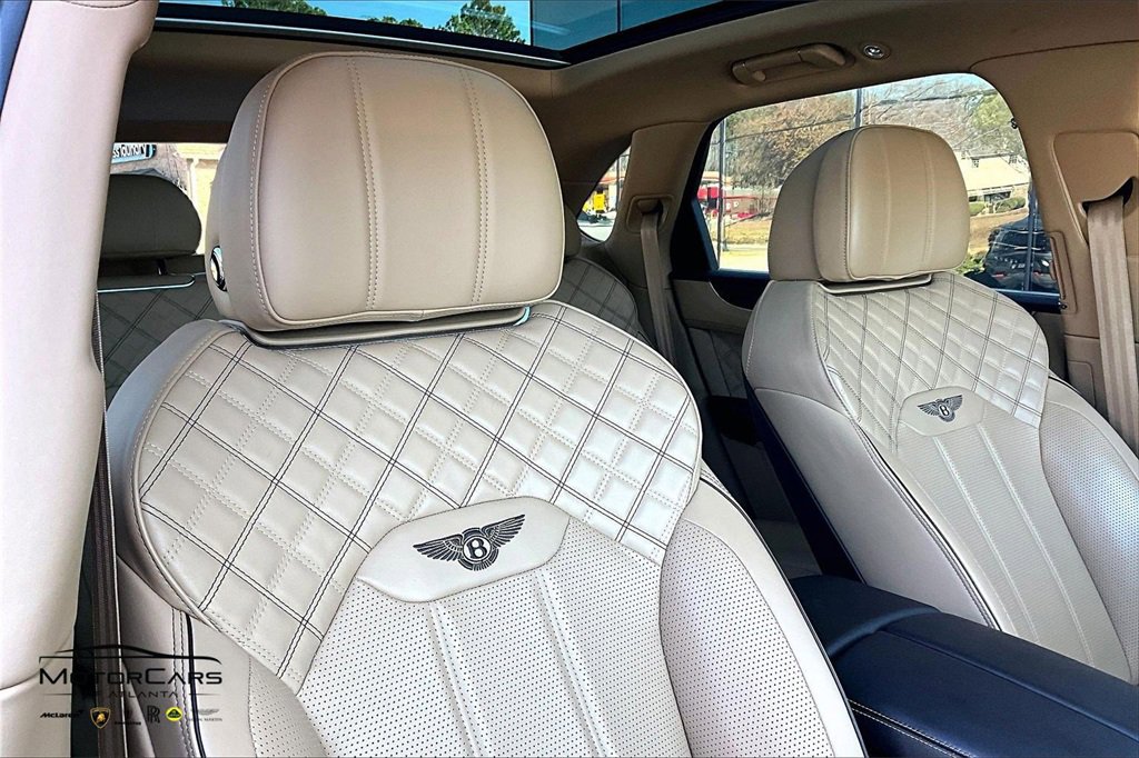 Used 2021 Bentley Bentayga image 30