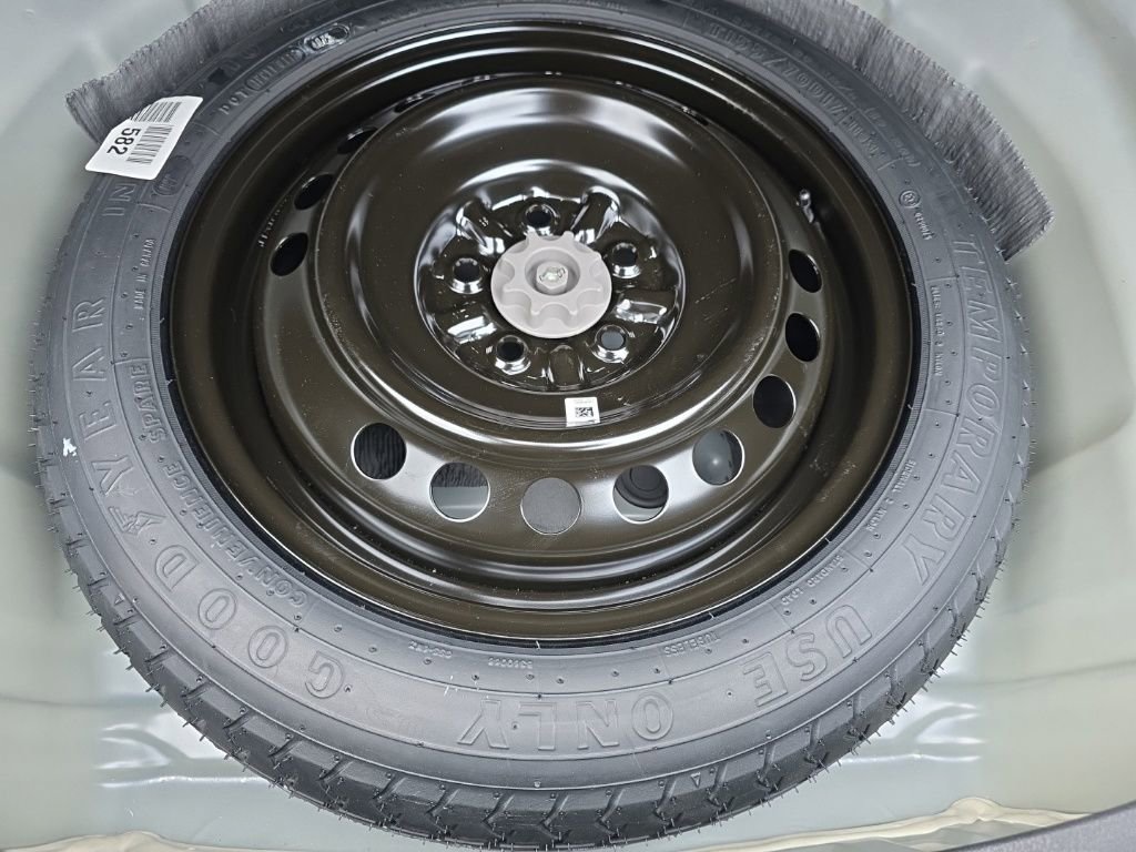 Used 2026 Toyota Camry SE image 17