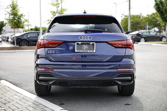 Used 2021 Audi Q3 2.0T Premium w/ Convenience Package AWD/4WD image 10