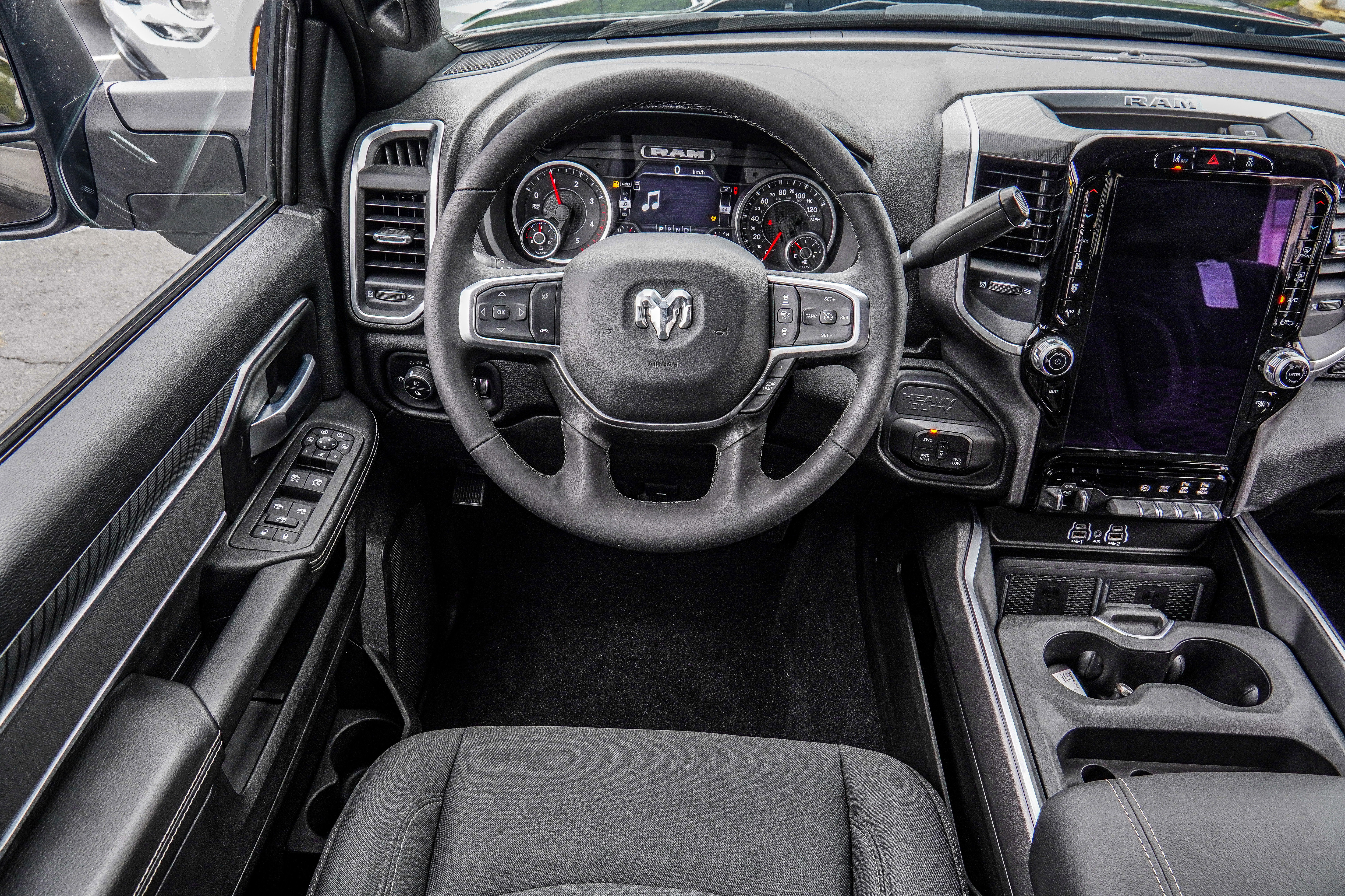 Used 2025 RAM 2500 Big Horn image 40