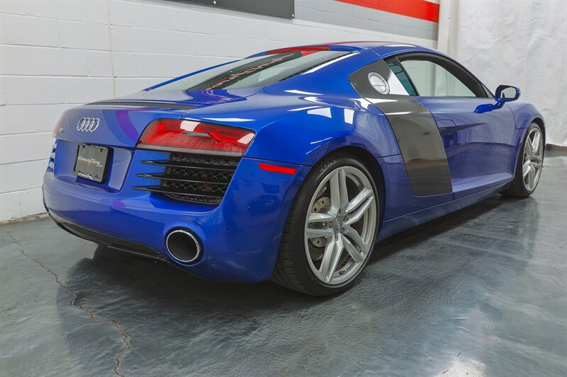 Used 2015 Audi R8 V8 AWD/4WD image 30