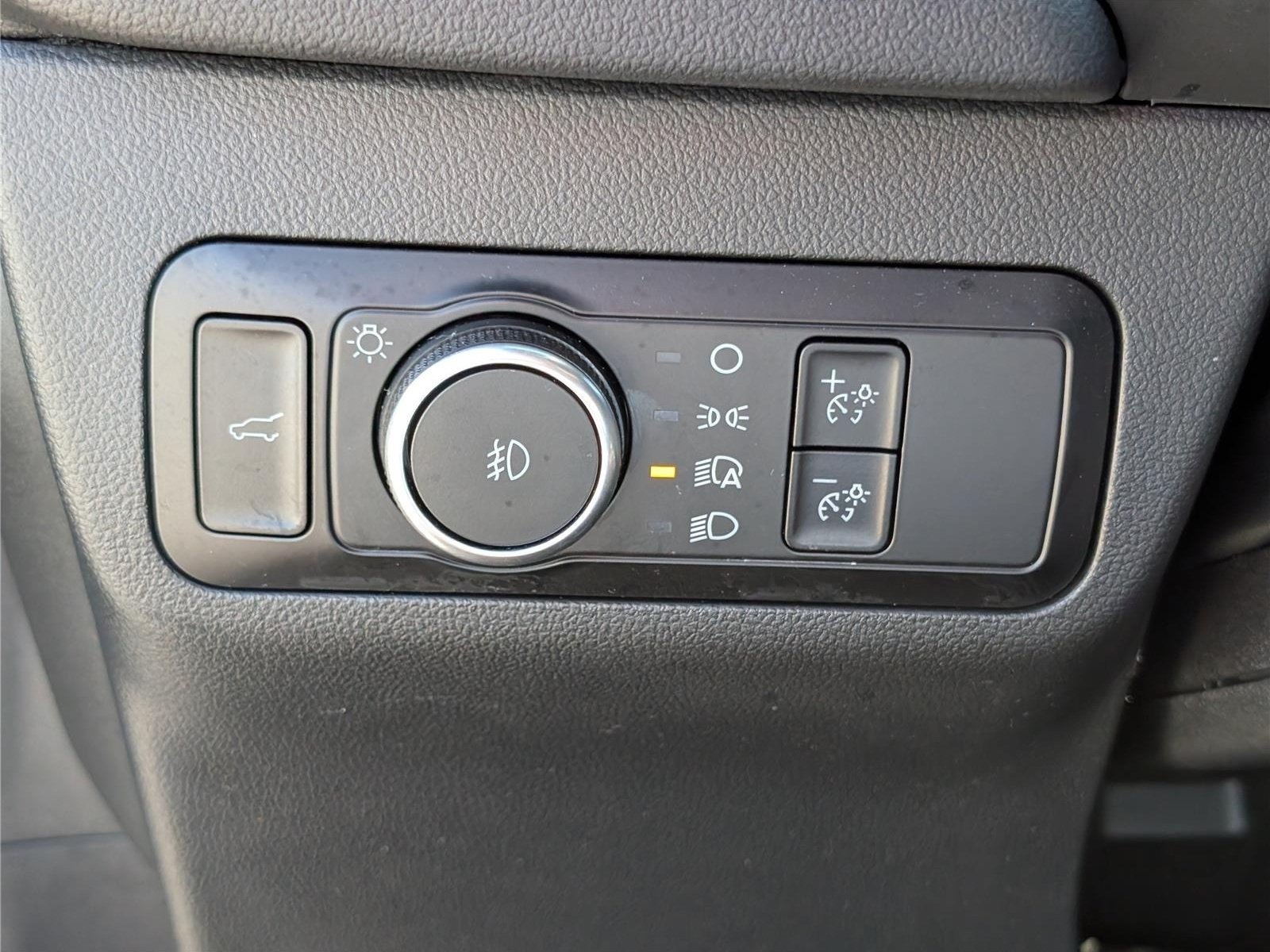 Used 2025 Ford Escape ST-Line Select AWD/4WD image 21
