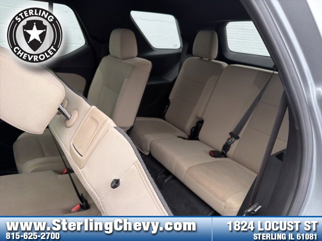 Used 2023 Chevrolet Traverse LS w/ Safety Package image 11