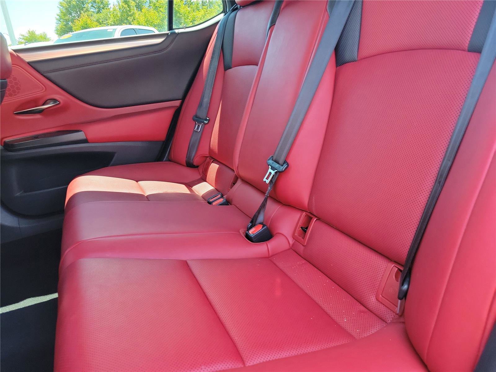 Used 2019 Lexus ES 350 F Sport w/ Accessory Package 2 FWD image 12