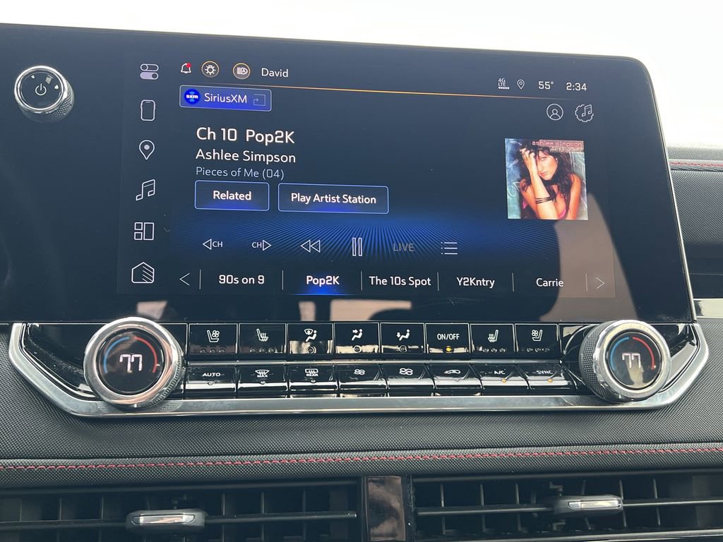 Used 2023 Chevrolet Colorado Z71 w/ Z71 Convenience Package 2 image 4