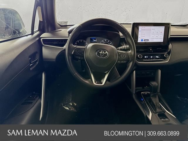 Used 2024 Toyota Corolla Cross SE w/ Moonroof Package image 21