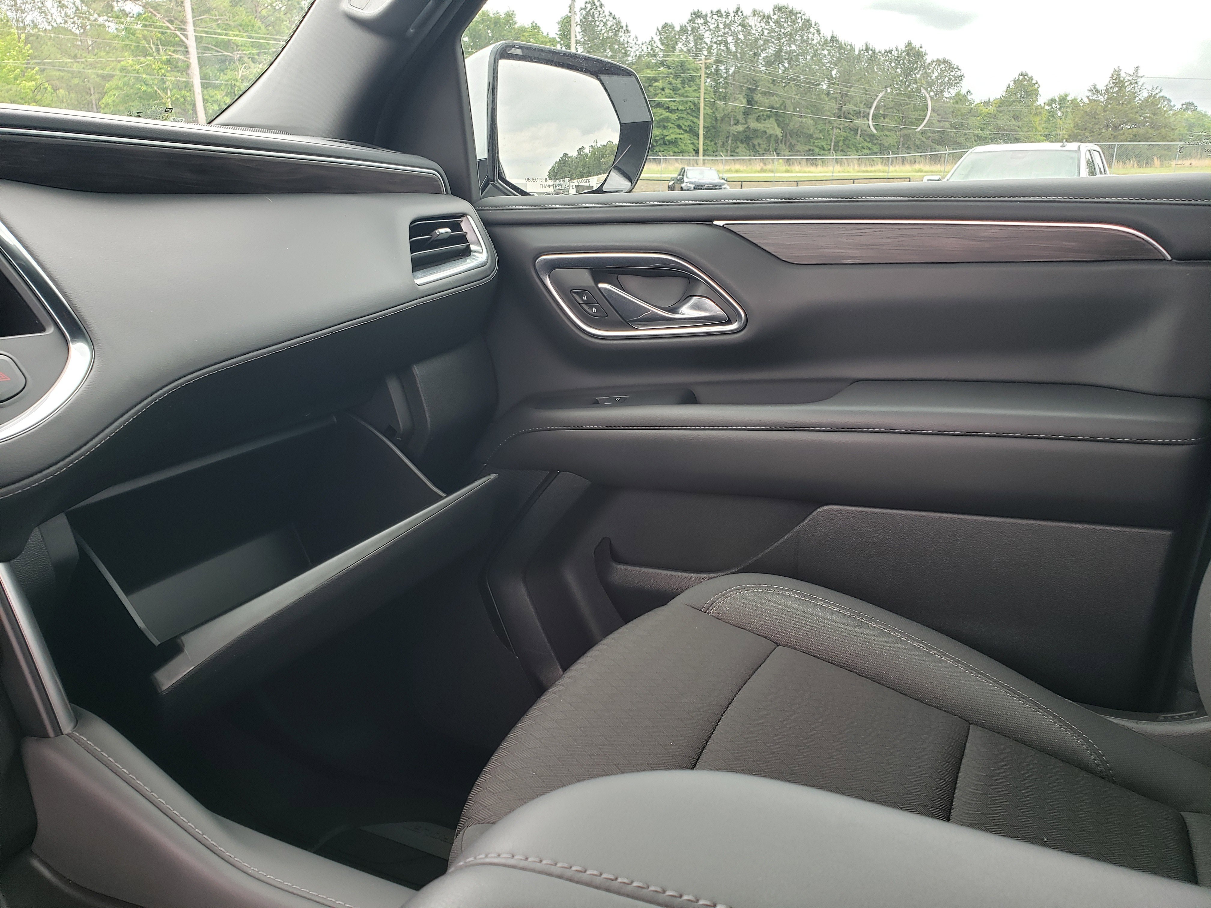 Used 2024 Chevrolet Tahoe LS RWD image 27