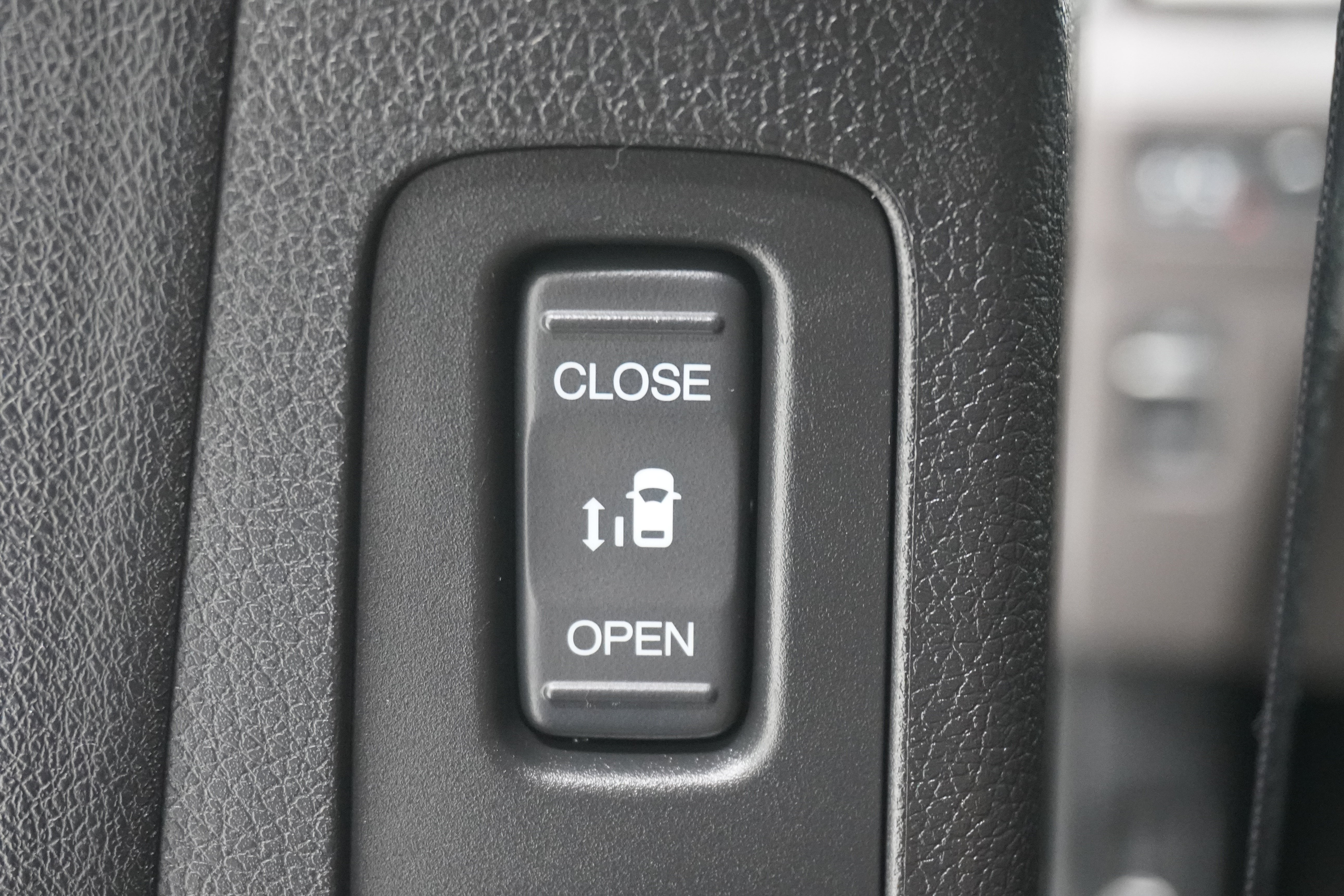 Used 2020 Honda Odyssey Elite image 17