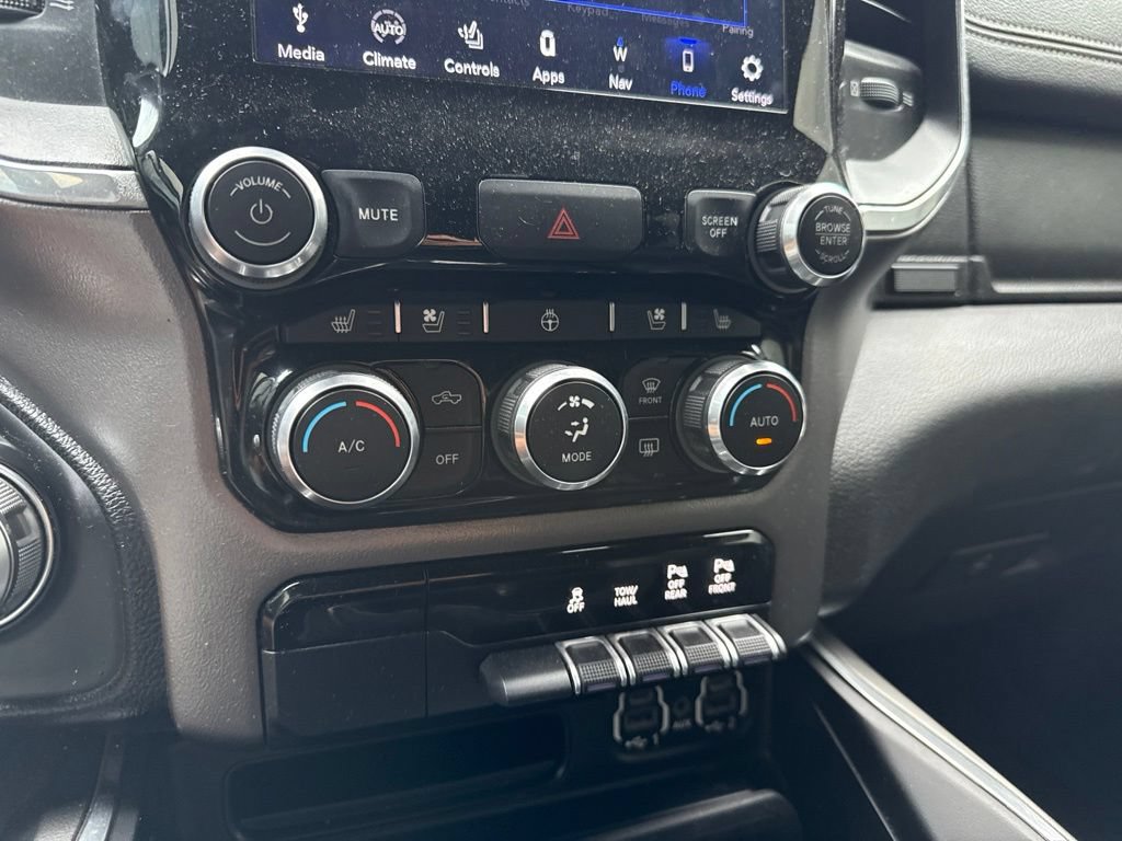 Used 2021 RAM 1500 Laramie AWD/4WD image 14