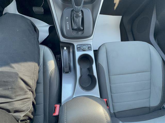 Used 2016 Ford Escape SE w/ SE Cold Weather Package AWD/4WD image 15