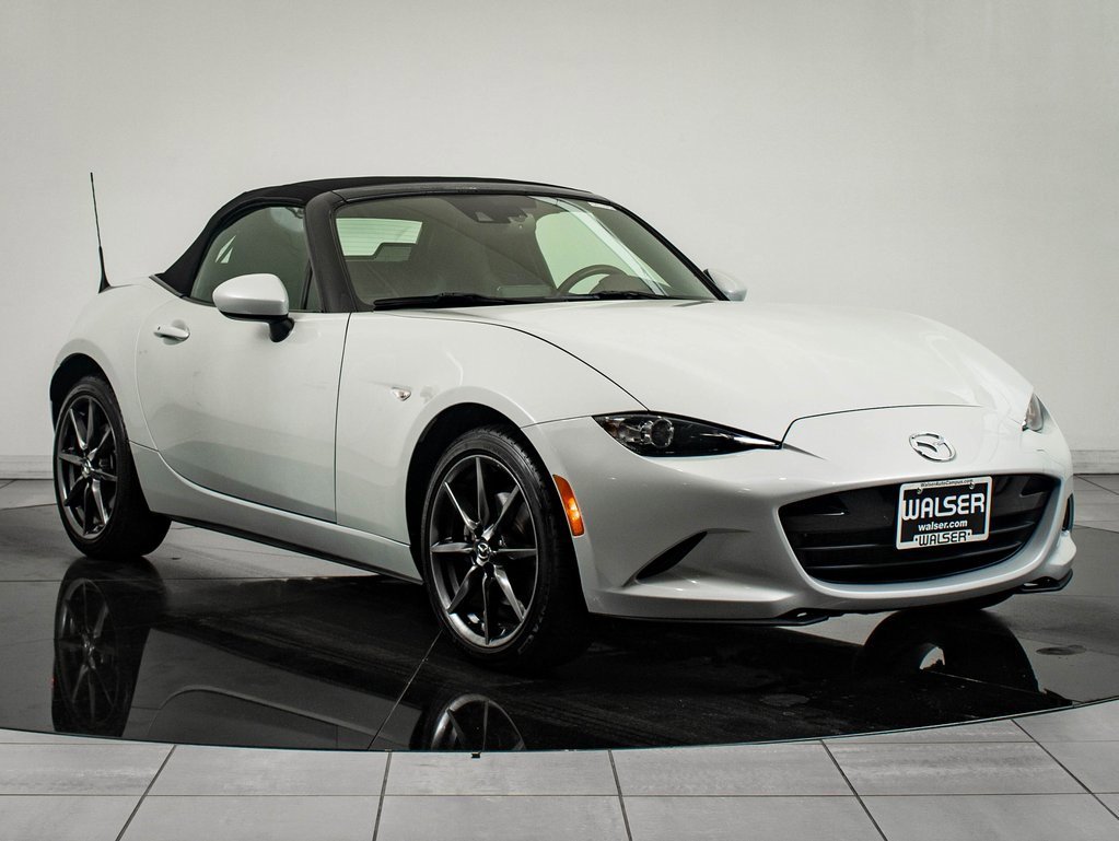 Used 2017 MAZDA MX-5 Miata Grand Touring image 13
