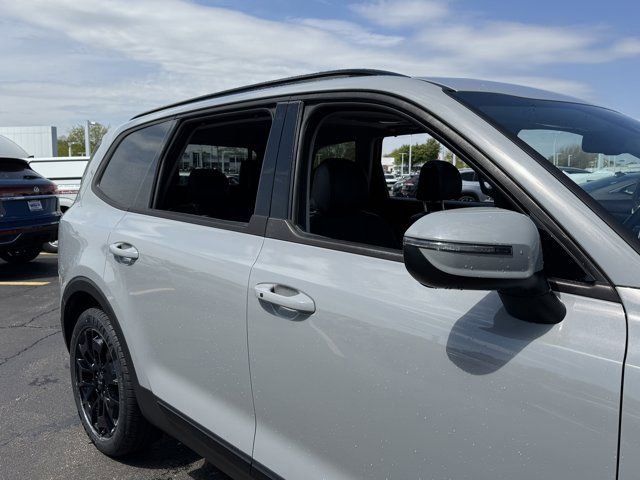 Used 2022 Kia Telluride EX w/ EX Premium Package AWD/4WD image 5