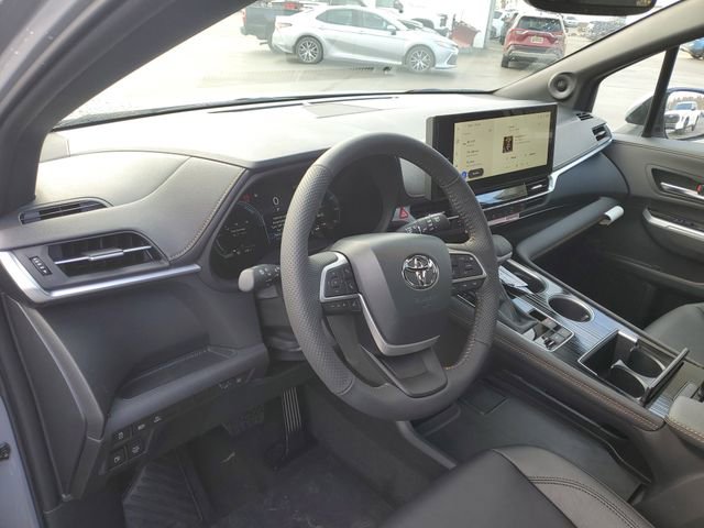 New 2026 Toyota Sienna XLE Woodland Edition image 14