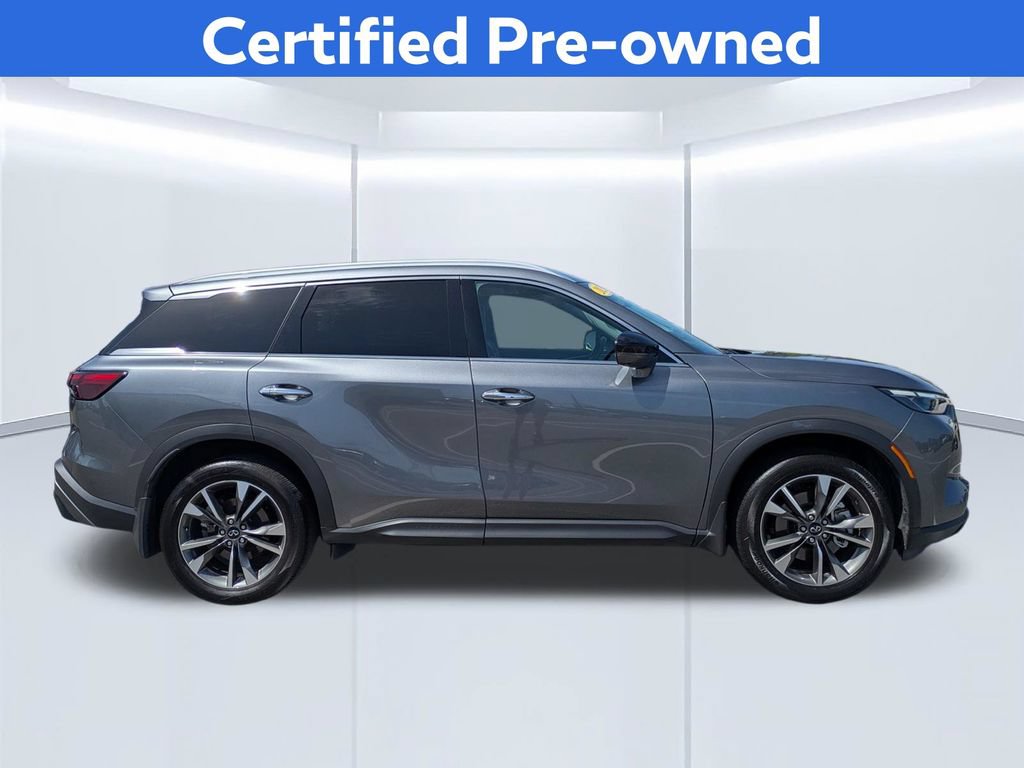 Certified 2025 INFINITI QX60 Luxe FWD image 6