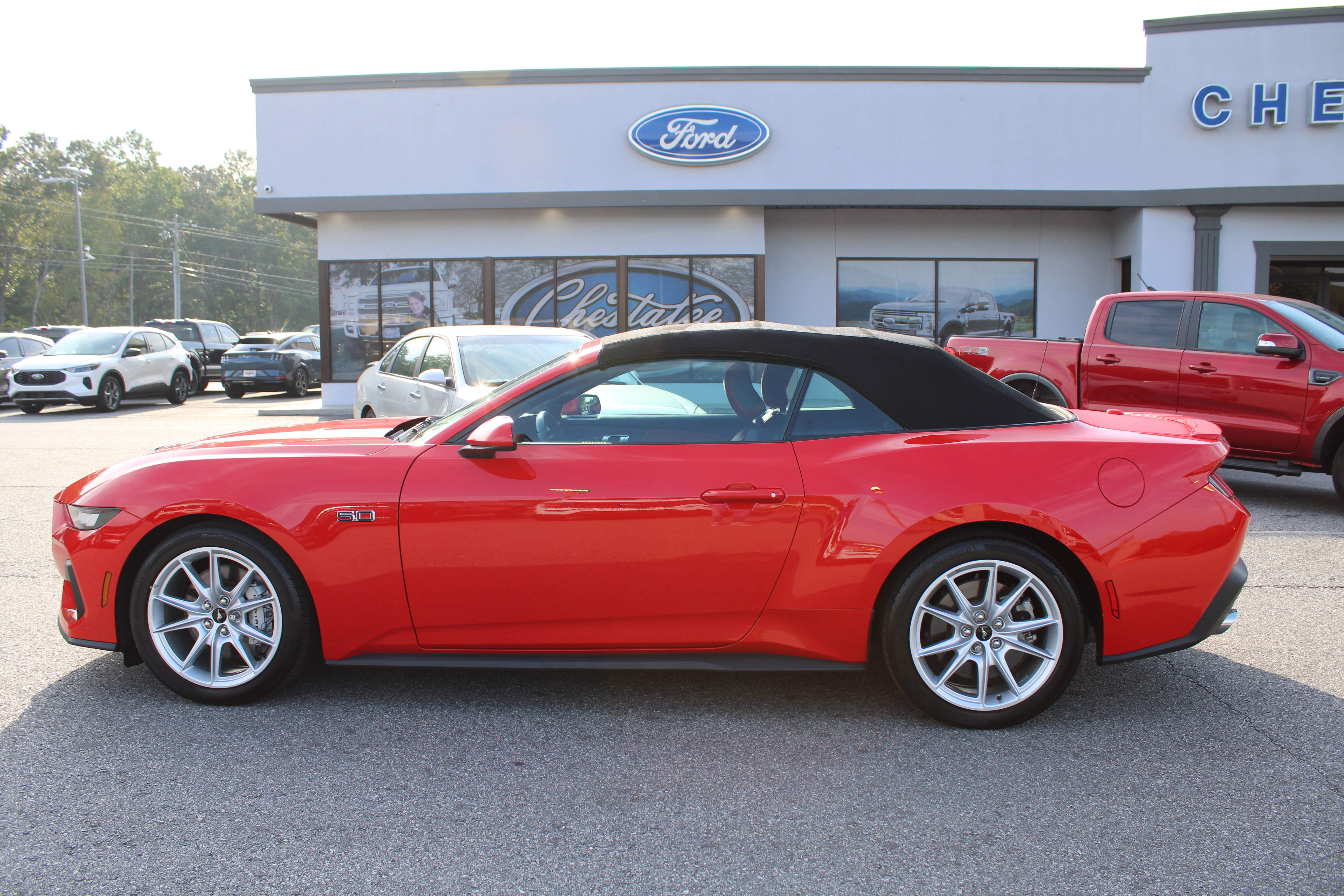 Used 2024 Ford Mustang GT Premium image 1
