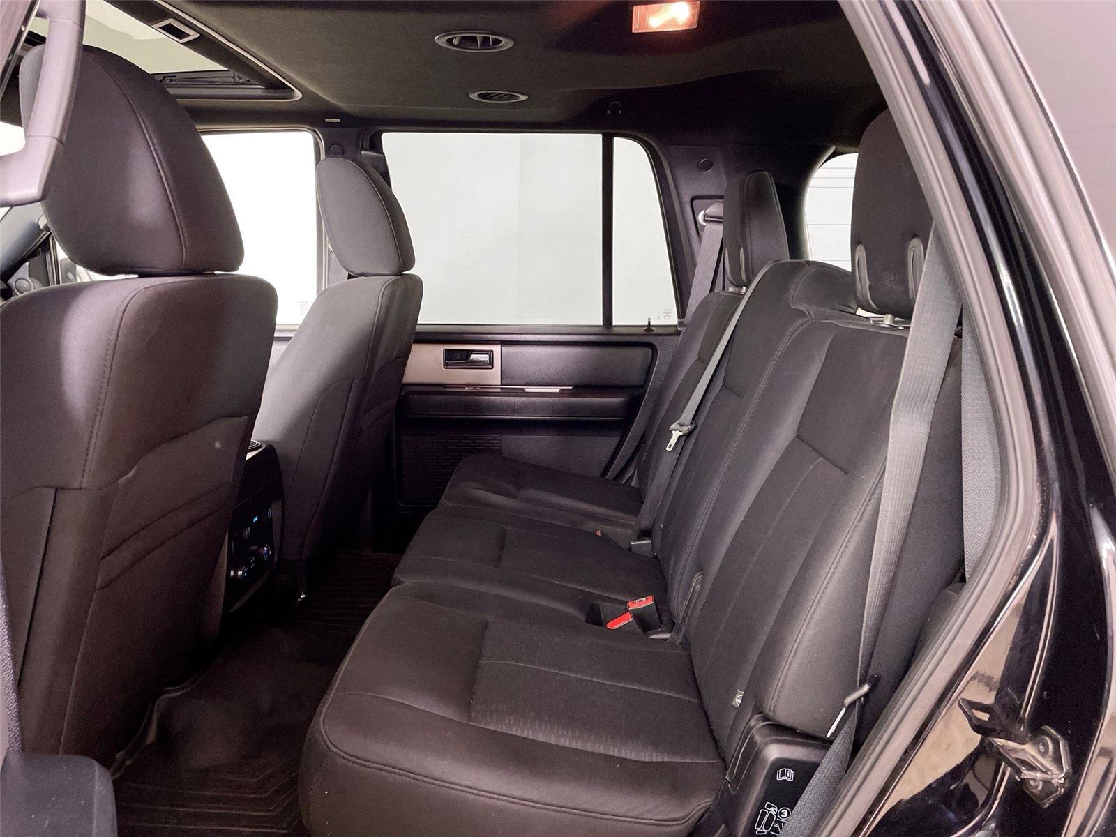 Used 2017 Ford Expedition XLT AWD/4WD image 11