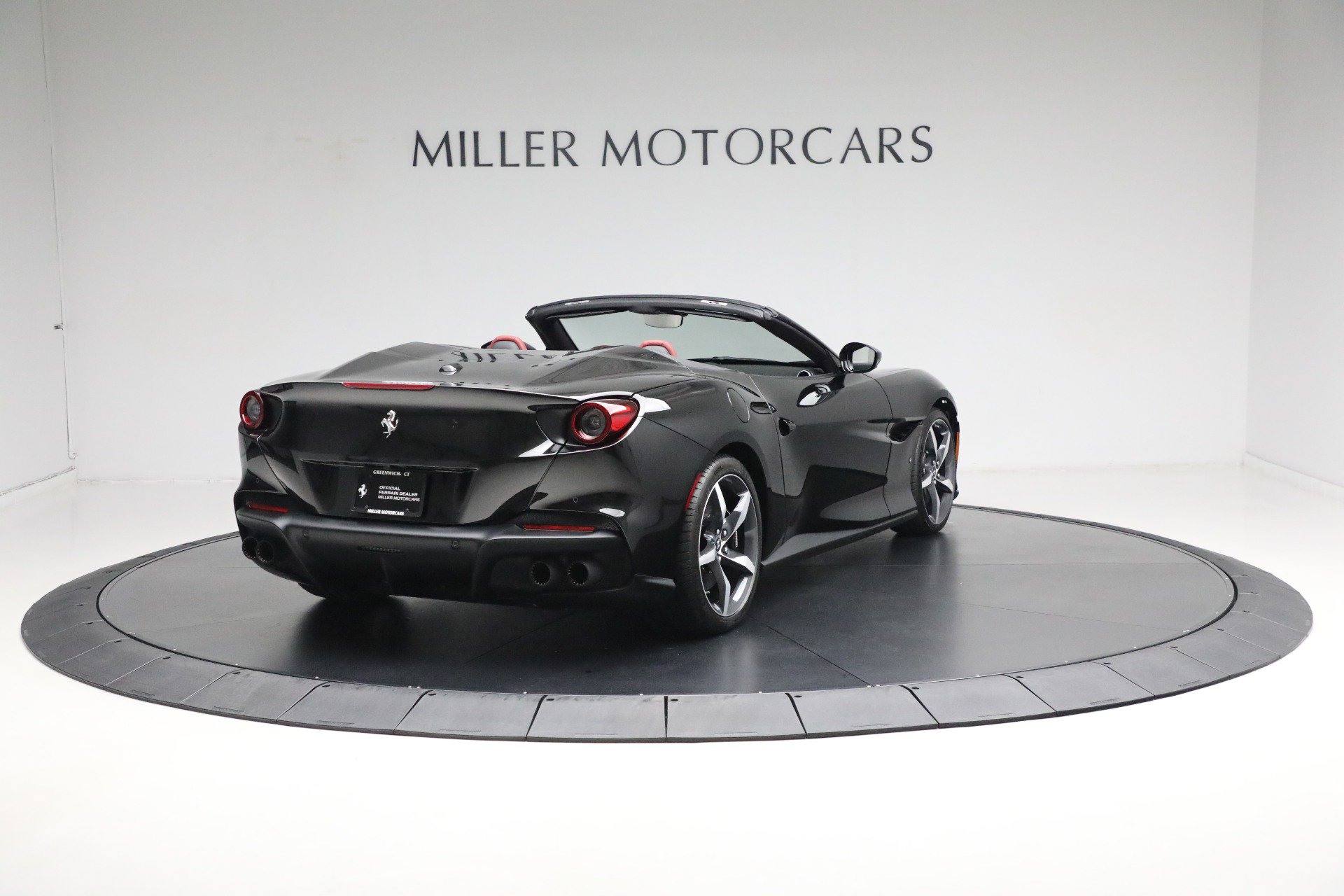 Certified 2023 Ferrari Portofino M RWD image 7