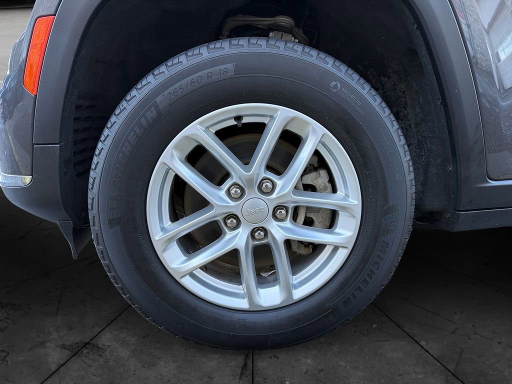 Used 2023 Jeep Grand Cherokee L Laredo w/ Luxury Tech Group I image 14