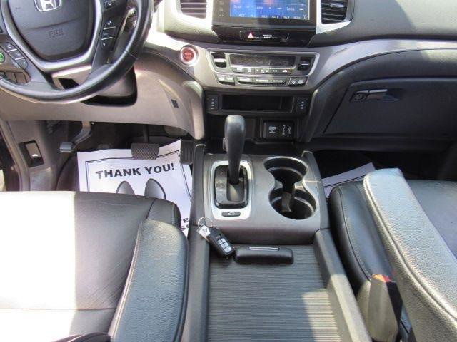 Used 2017 Honda Pilot EX-L image 32