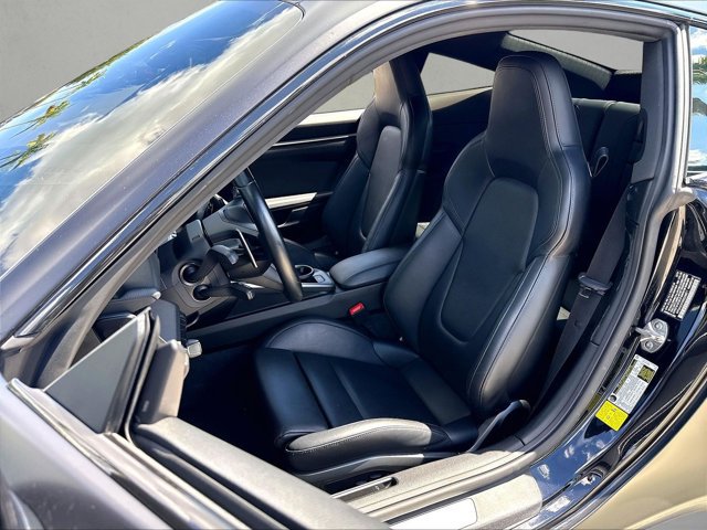 Used 2024 Porsche 911 Carrera 4 AWD/4WD image 25